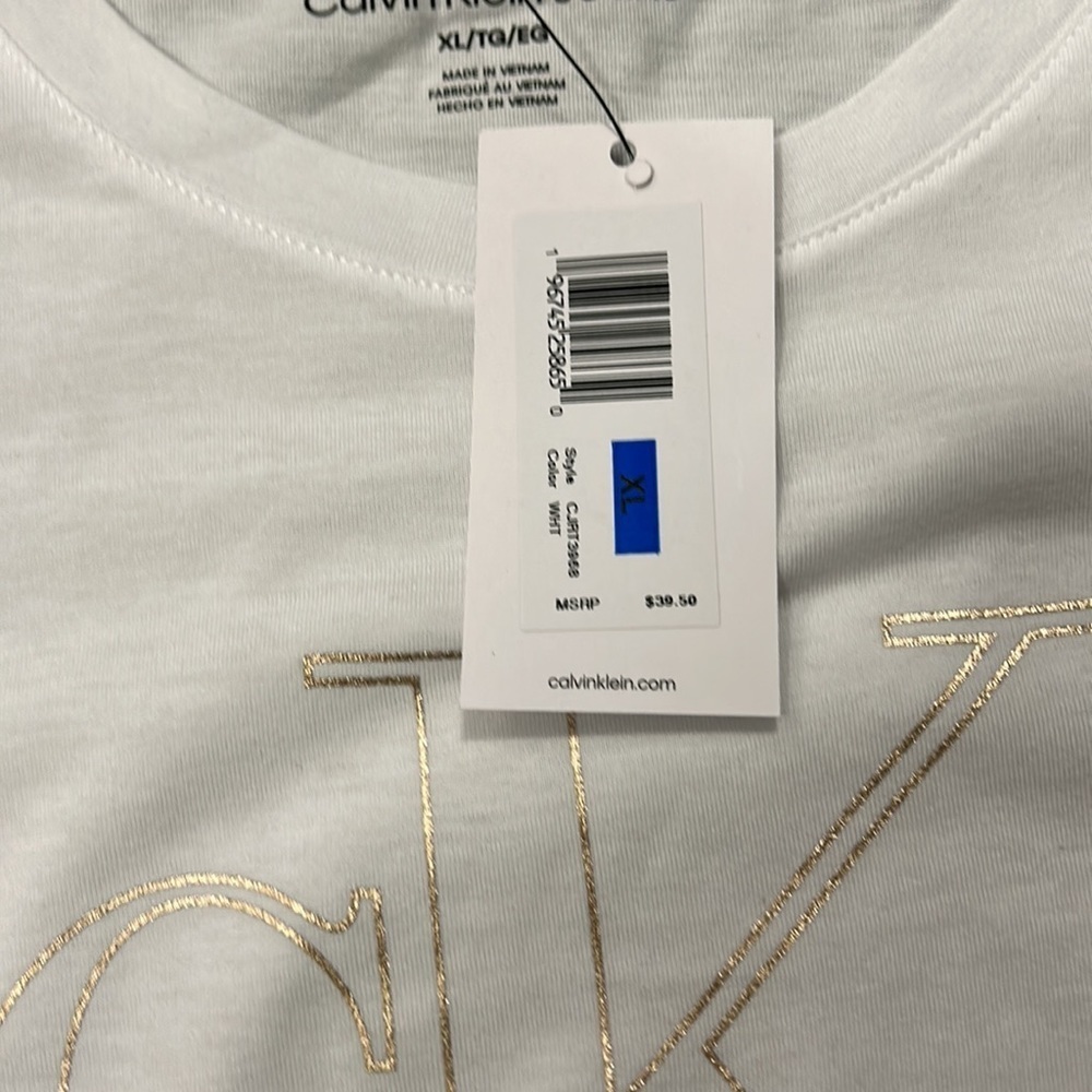 Calvin Klein T- Shirt - Picture 4 of 4